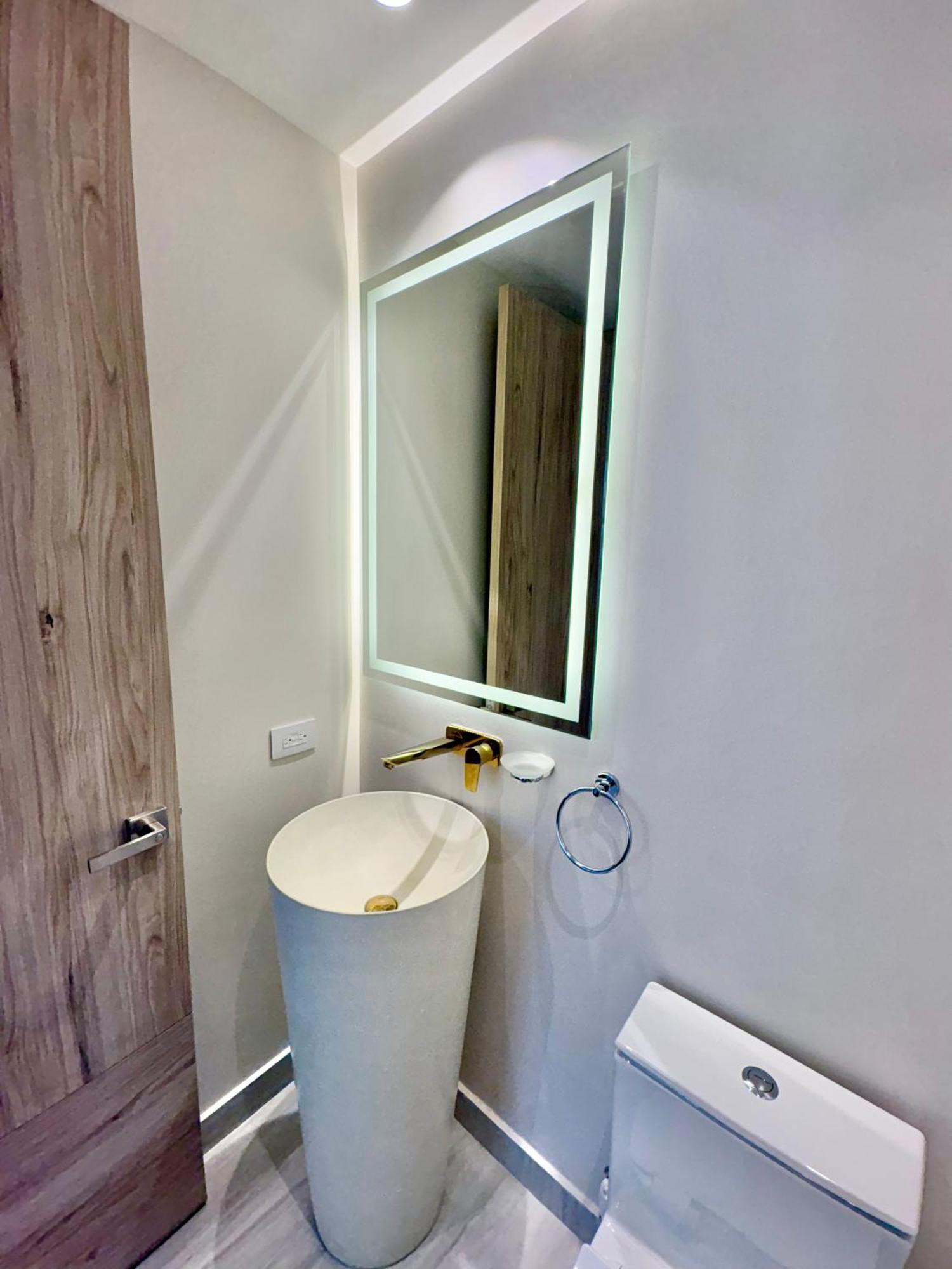 Le Parc Residences With Hotel Services 基多 外观 照片