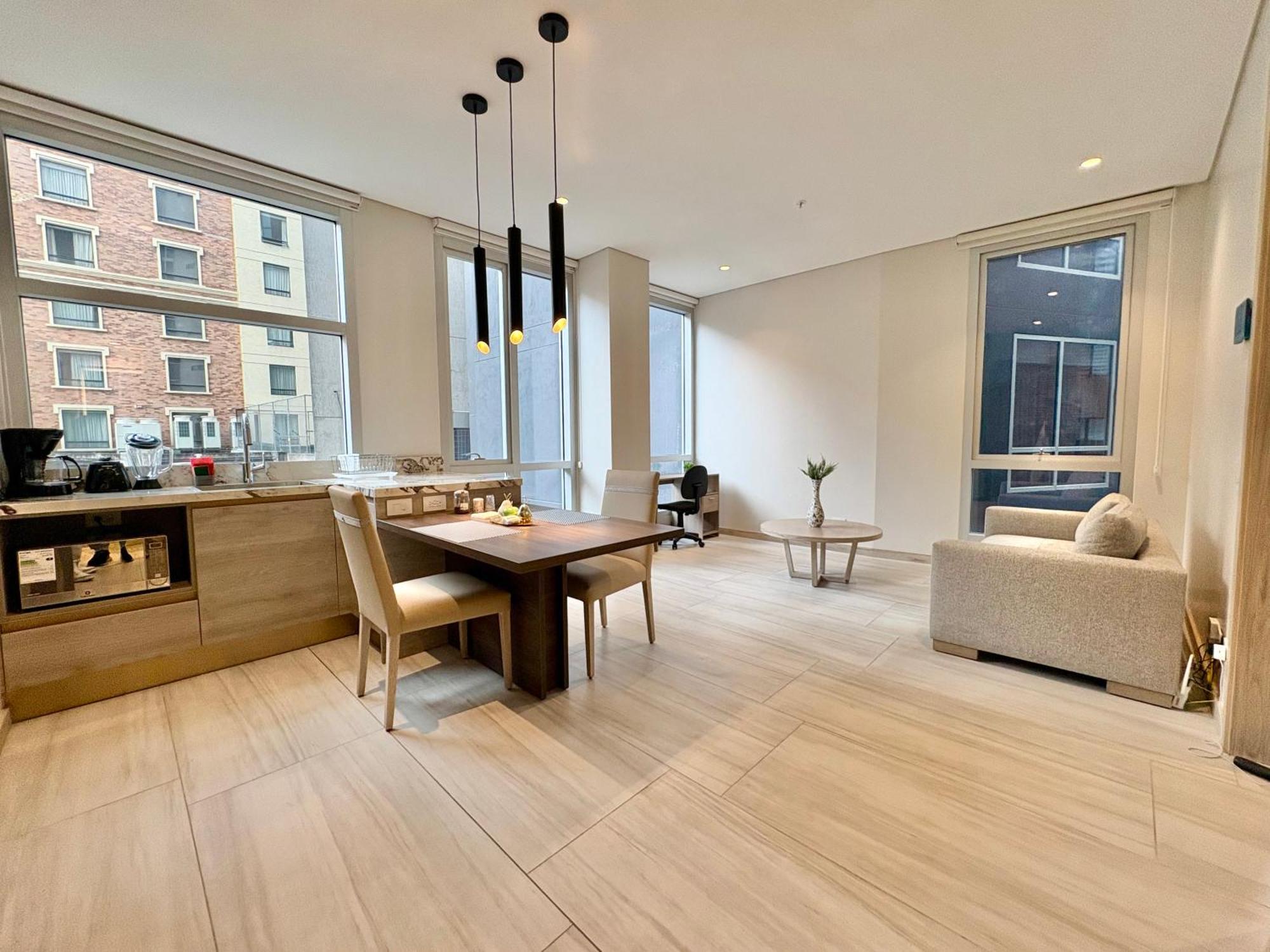 Le Parc Residences With Hotel Services 基多 外观 照片