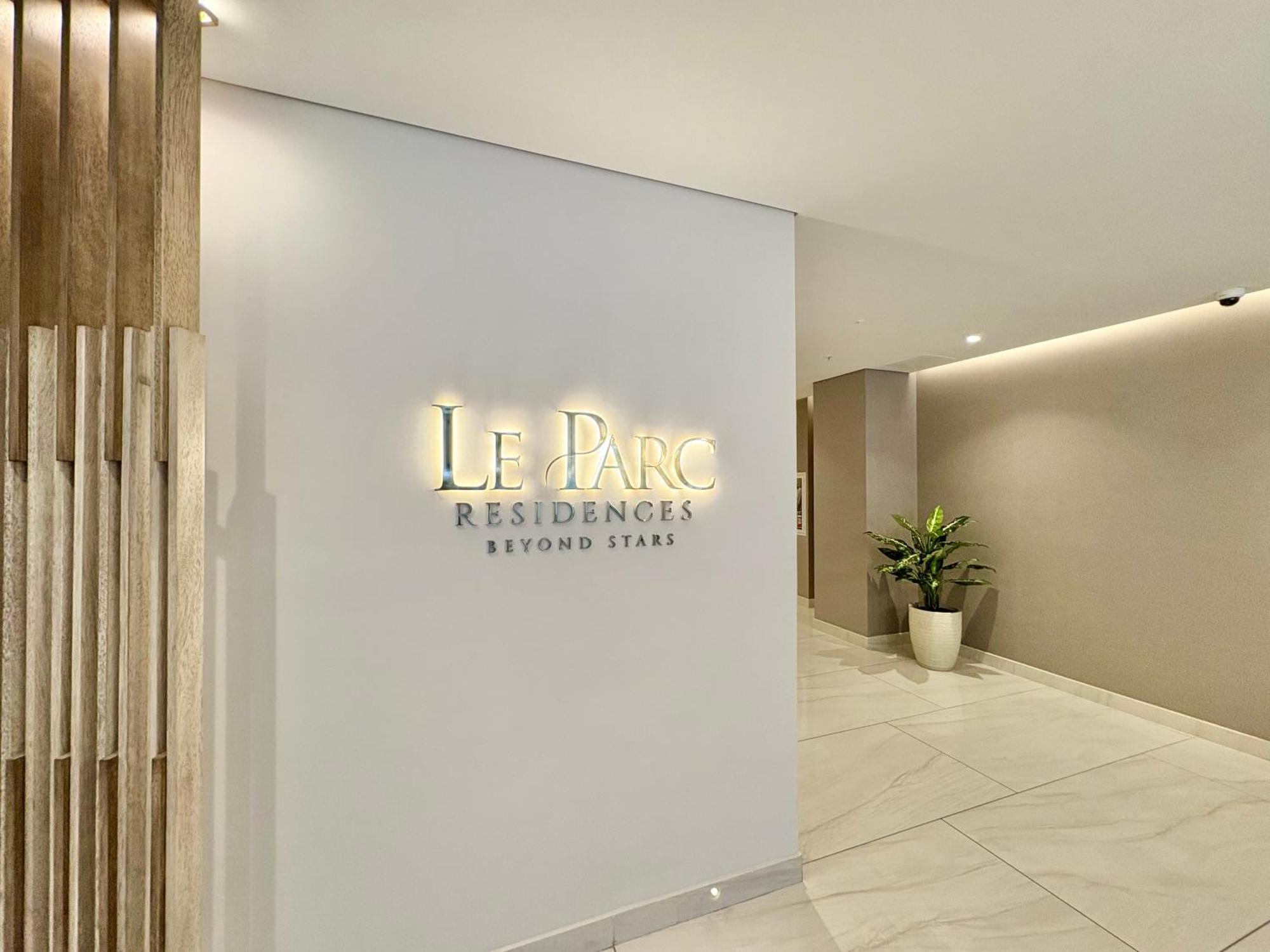 Le Parc Residences With Hotel Services 基多 外观 照片